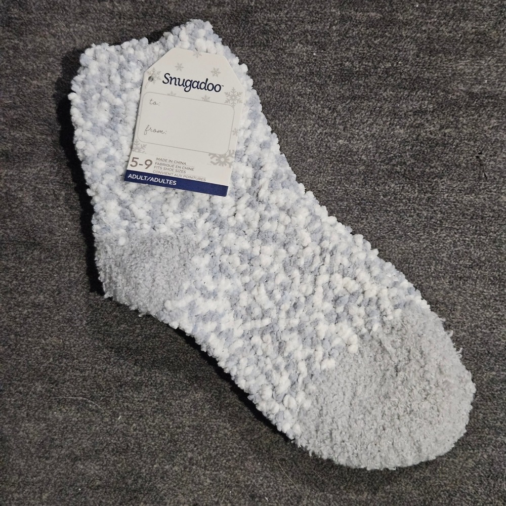 Snugadoo Women Blue White Grey Fuzzy Cozy Socks Size 5-9 NWT